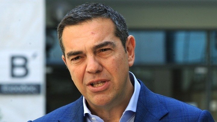 Tsipras: 'Hypocrisy' for some to talk about giving money when we count hundreds of dead