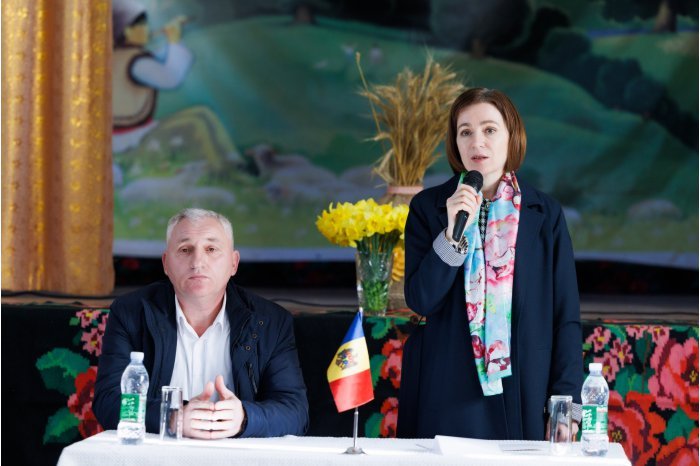 Moldovan president discussed with Taraclia residents