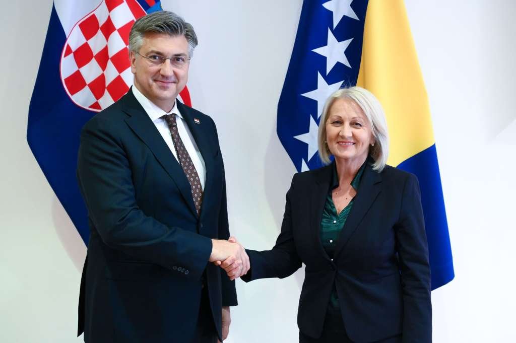 BiH CoM Chairperson Krišto congratulates Croatian PM Plenković on the election victory