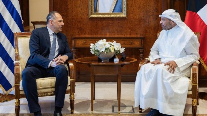 FM Gerapetritis holds talks with Kuwaiti counterpart, emphasizing bilateral relations &amp; regional cooperation