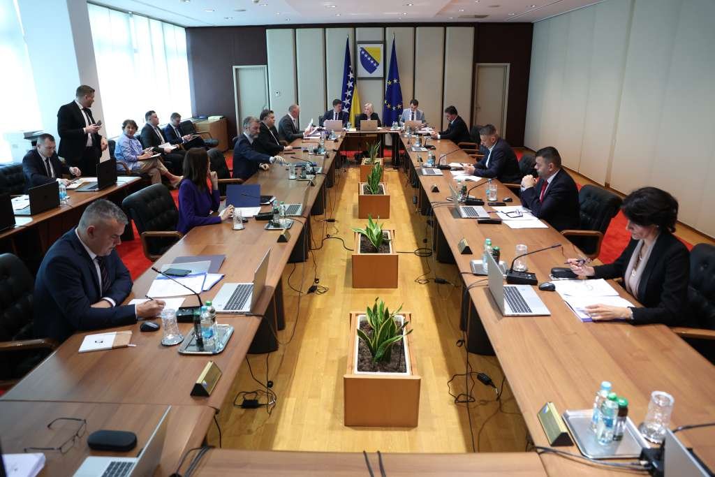 BiH CoM without consensus to allow the voting of citizens of Poland, Slovenia and Romania