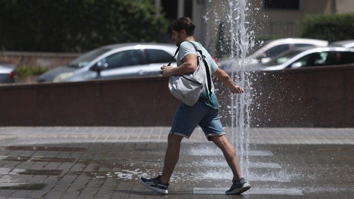 Heatwave continues with highs of 40-plus centigrade on Thursday; cooler on Friday