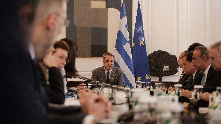 Mitsotakis: Greece is once more being tested by fires