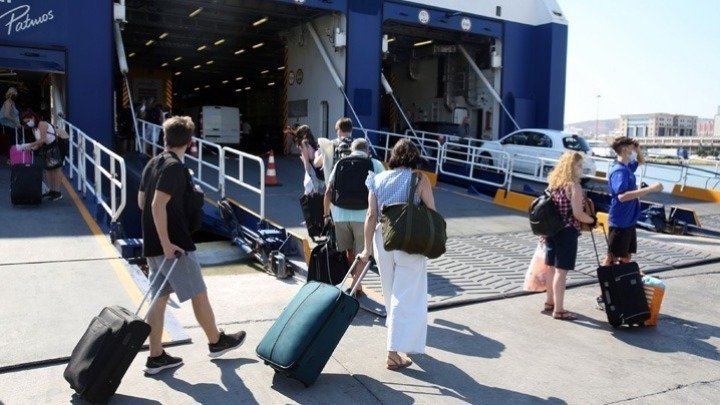 Greek Ports See Record Passenger Growth