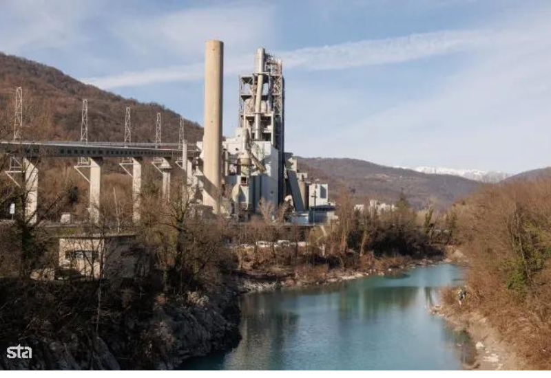 Slovenia faces environmental conflict