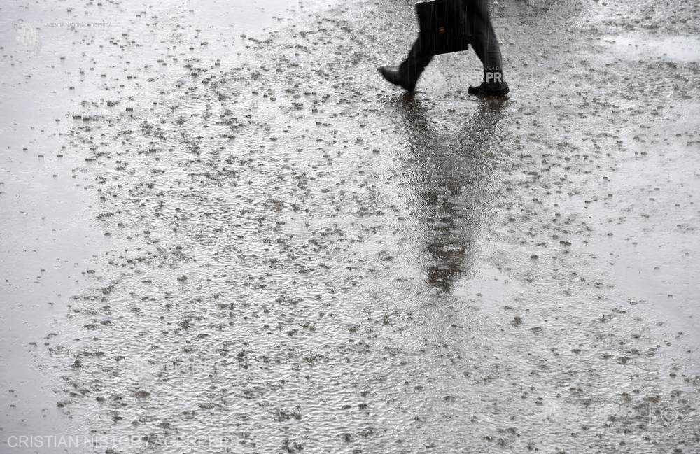 Romania faces weekend of intense rain and wind