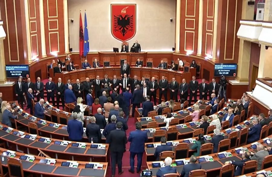 Albanian MPs' protest turns into dramatic show of disrespect