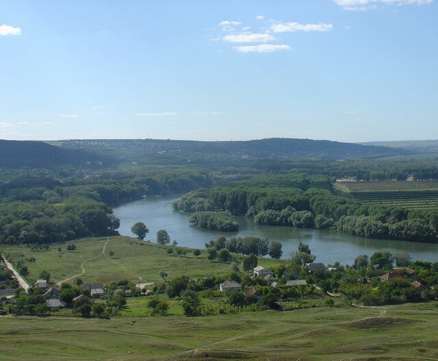 Moldova: a paradise for nut lovers