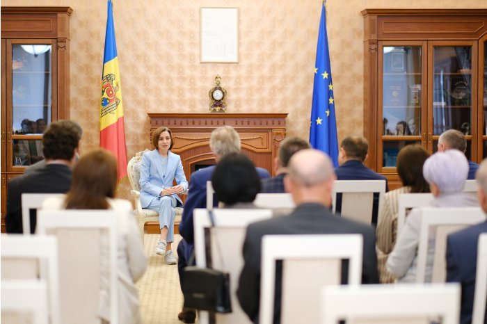 Moldovan president, representatives of trade unions, employers discuss Moldova's modernization, EU accession process