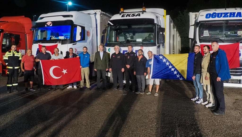 Turkey delivers residential containers and generators to Bosnia