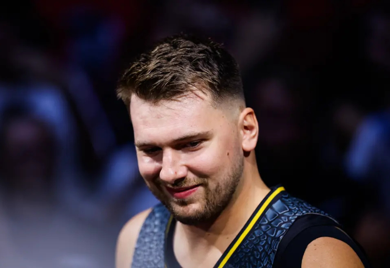 Luka Dončić opens new NBA season with a win