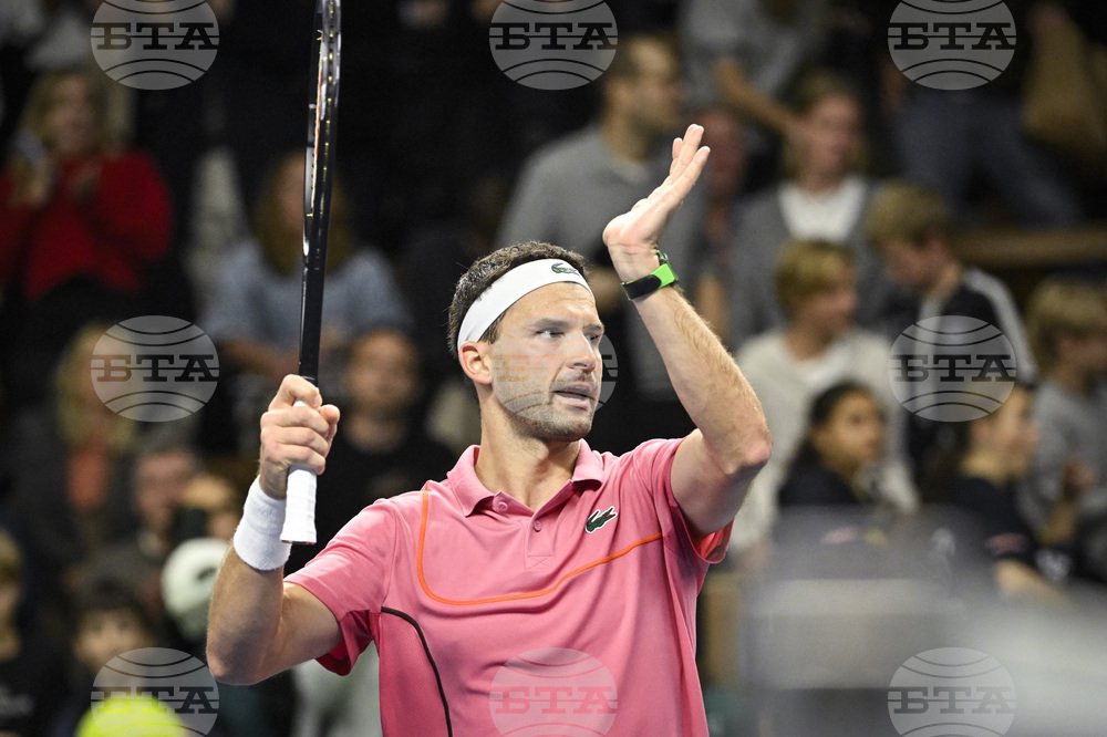 Grigor Dimitrov Reaches Third Round of 2024 Paris Masters