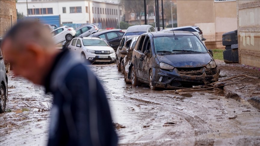 Search for missing people underway after devastating storm kills 158 in Spain