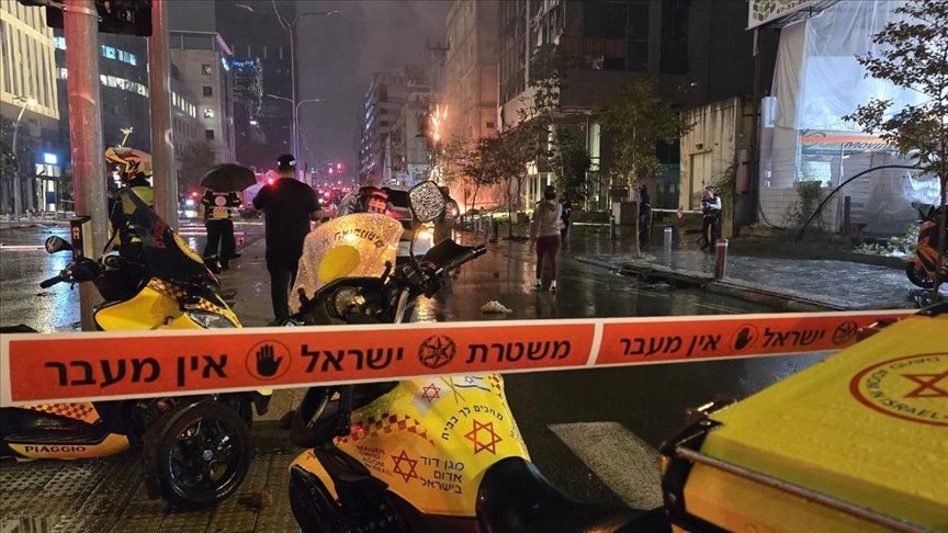 5 Israelis injured, fires break out in Tel Aviv area after rockets launched from Lebanon