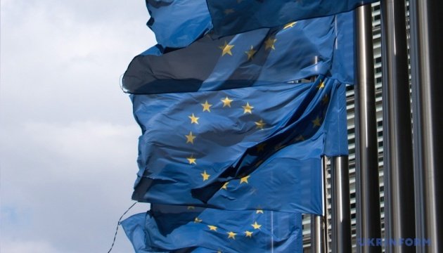 EU urges Russia to cease hostilities and withdraw forces from Ukraine