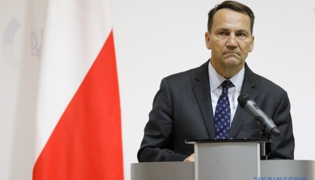 Poland's vital border checkpoints under threat