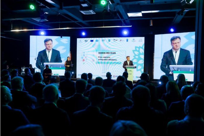 Moldovan Prime Minister Highlights Green Energy at Moldova Eco Energetica Gala