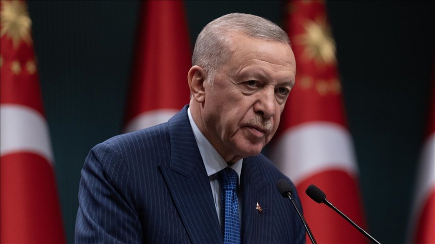 Erdogan Stresses Syria's Territorial Integrity Amid Assad Regime Collapse