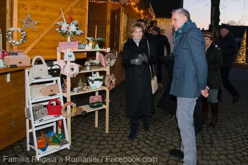 Christmas Fair at Savarsin Royal Castle Welcomes Visitors