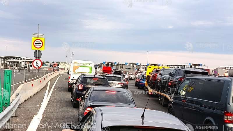 Holiday Surge at Nadlac II Border as 50,000 Travelers Enter Romania