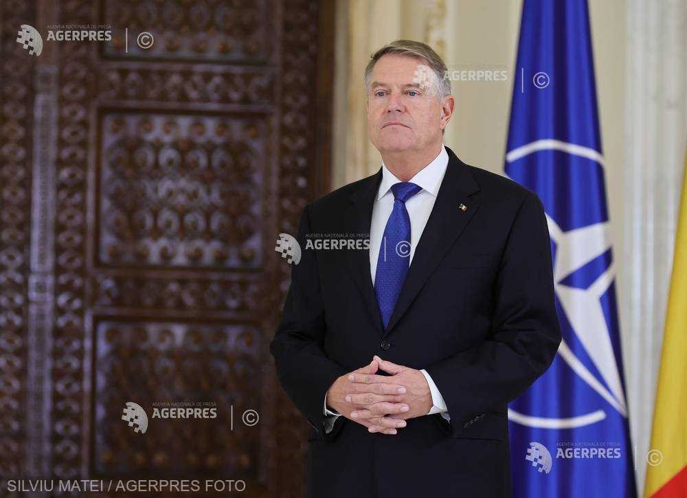 Romania's New Government Sworn In, Iohannis Urges Pro-European Stability