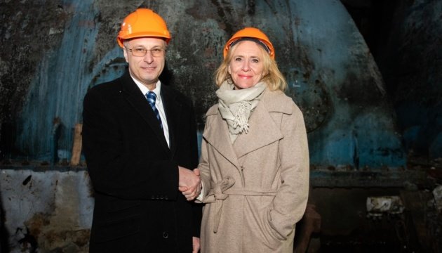 Iceland’s delegation visits energy facility damaged by Russian strikes