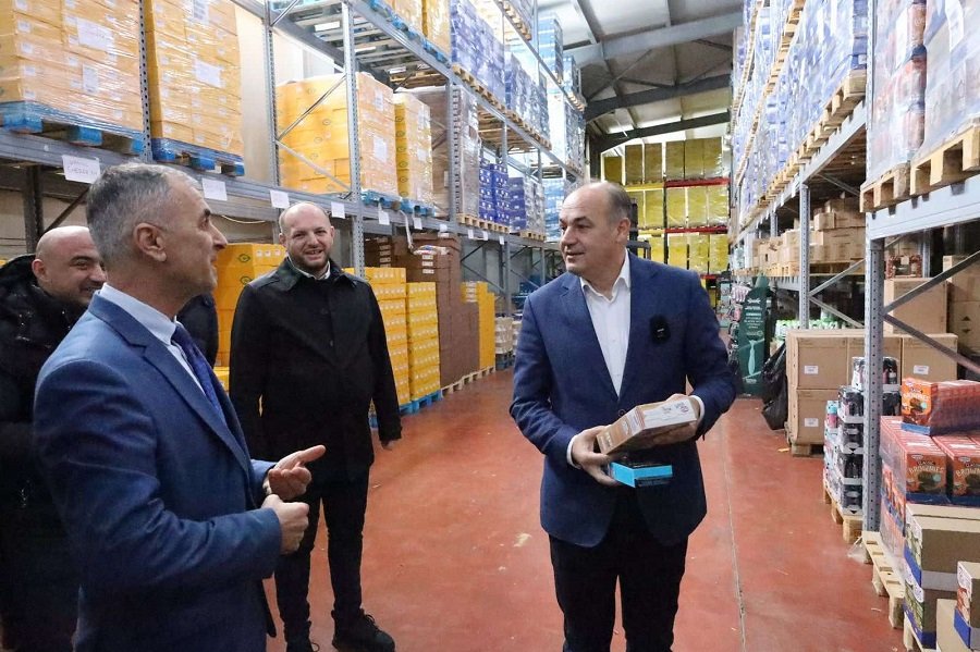 Hoxhaj visits foreign brands importer in Kosovo