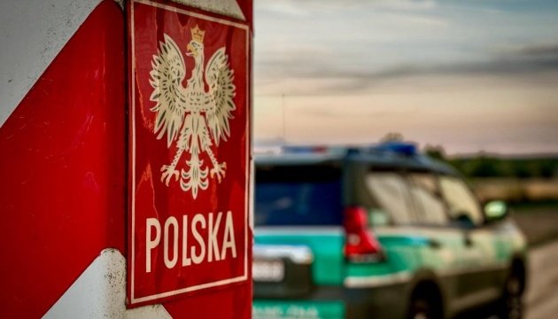 Poland warns against blocking border access roads