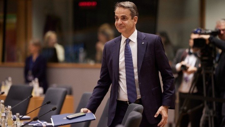 Prime Minister Mitsotakis Heads to Saudi Arabia for Strategic Talks