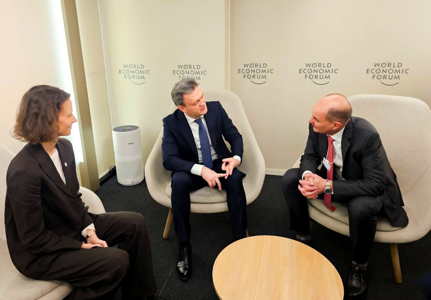 Prime Minister Dorin Recean Highlights Energy Security and Investment Opportunities in Davos