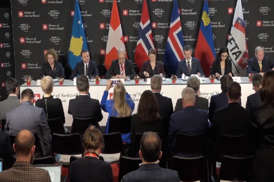 Kosovo signs historic free trade agreement with EFTA in Davos