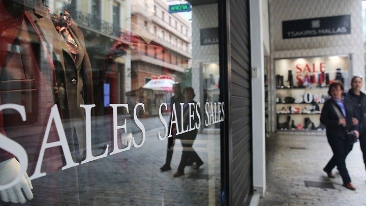 Winter Sales Continue Amid Optimistic Retail Expectations