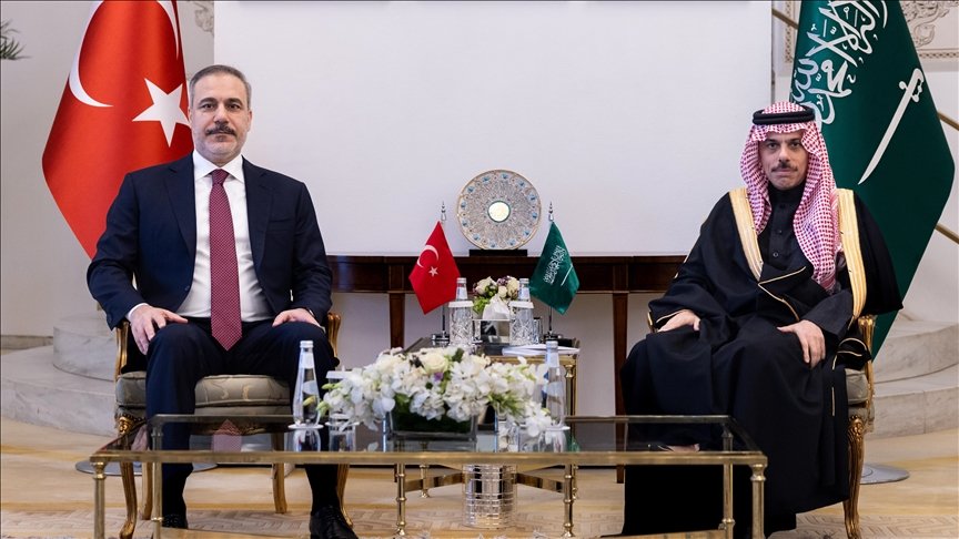 Turkish and Saudi Foreign Ministers Meet in Riyadh