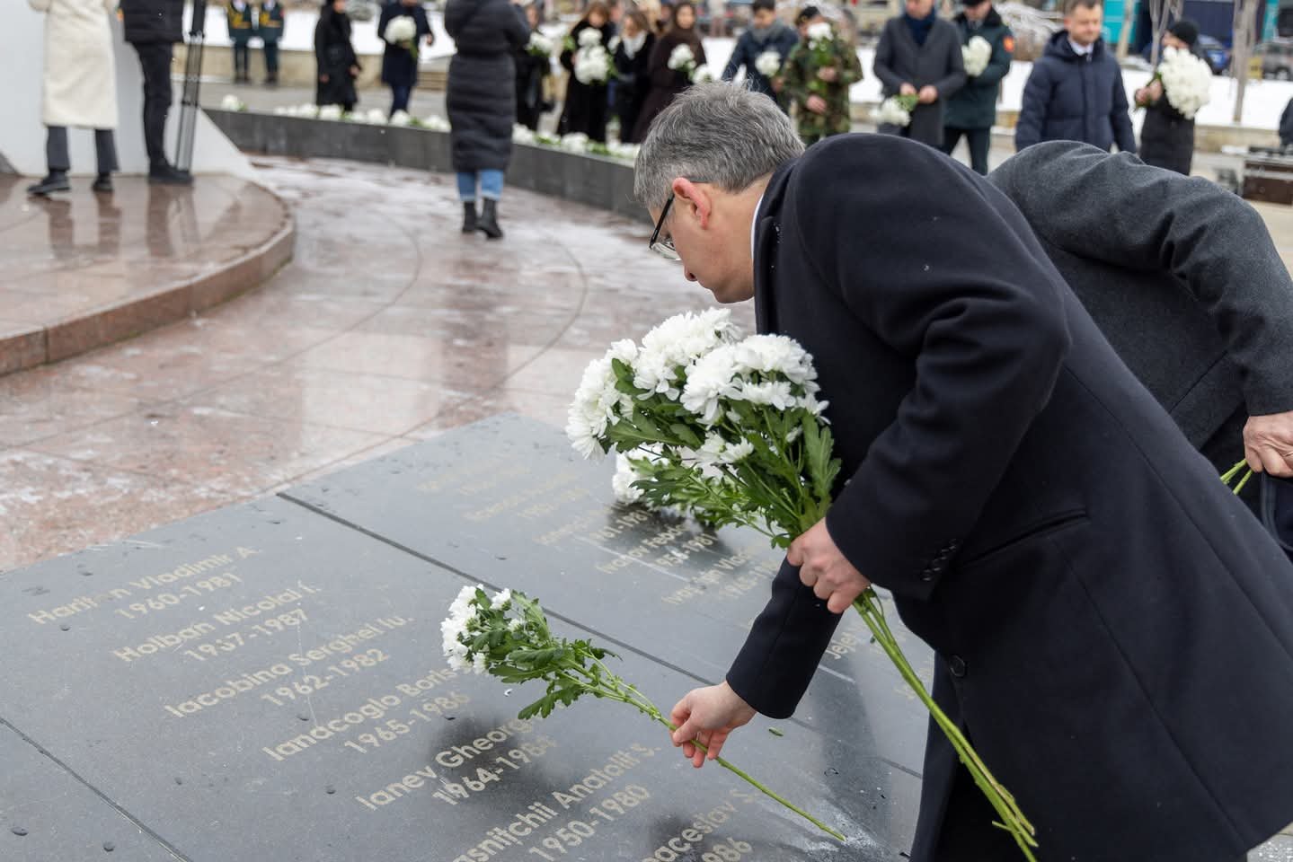 Speaker Igor Grosu Honors Fallen Soldiers in Afghanistan War Ceremony