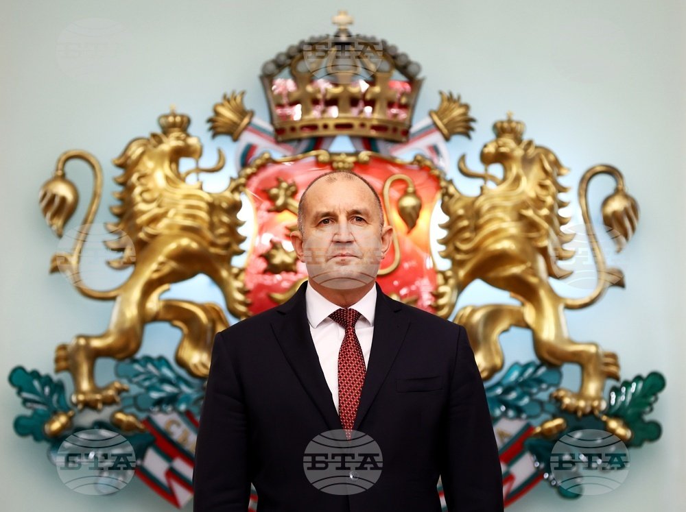 Bulgarian President Opposes Sending Troops to Ukraine