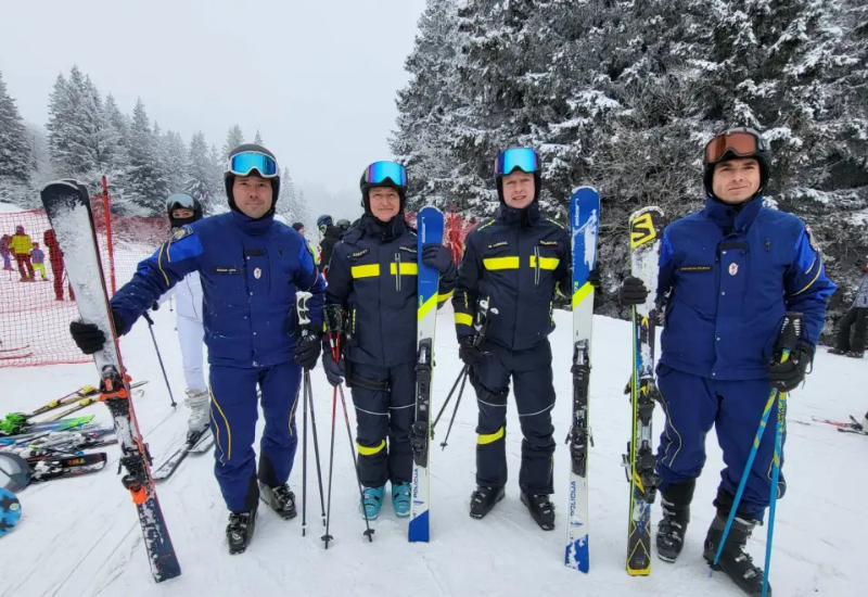 Croatian police assisting at Slovenian ski resorts