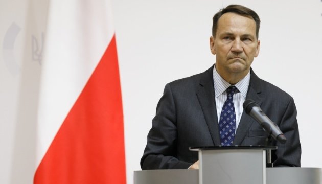 Polish FM: Ukraine decides on foreign troops, not Russia