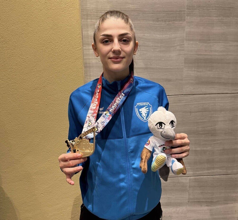 Bulgaria’s Teodora Tsaneva Wins Gold at Karate-1 Youth League