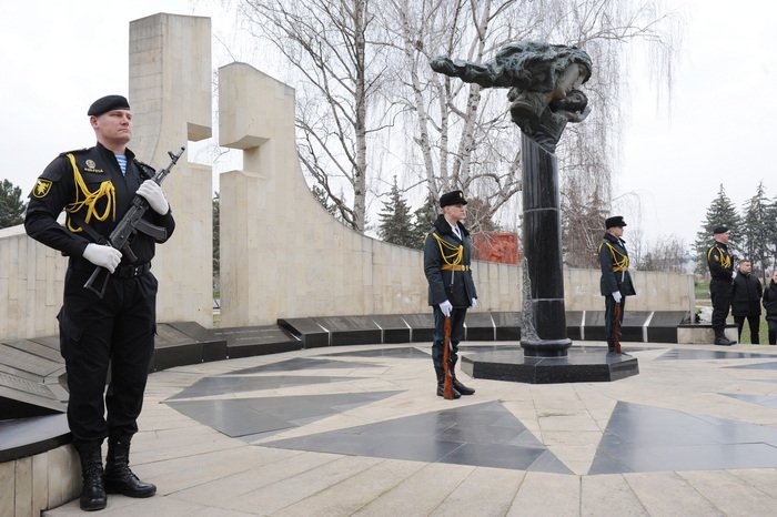 March of Memory to Honor Fallen Heroes of the 1992 Conflict