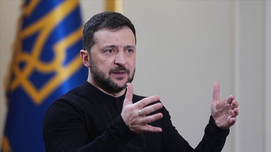 Zelenskyy Arrives in UK Following Heated Exchange with Trump