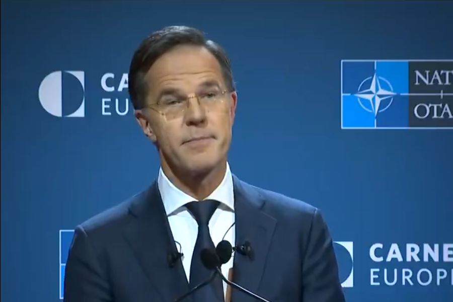 Rutte discusses NATO partnership with Serbian President