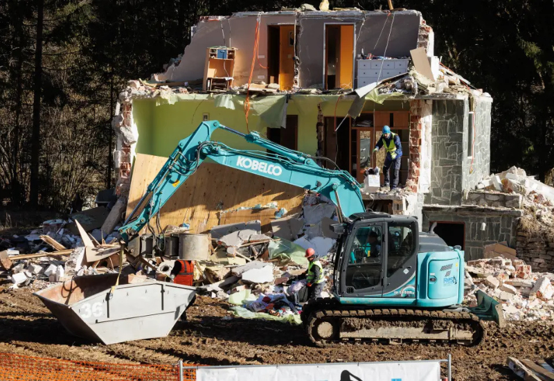 Slovenia begins demolitions post-floods